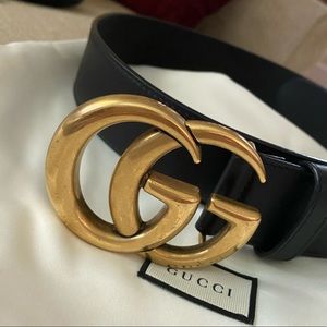 Size 75 authentic Gucci belt